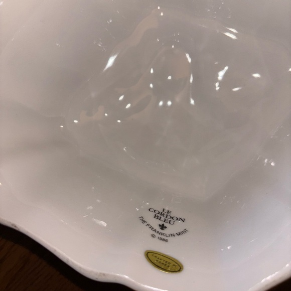 Decorative White Goose Ceramic Dish - Picture 3 of 3